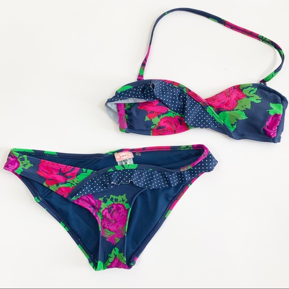 Kirra Other - Kirra Floral bikini🛍